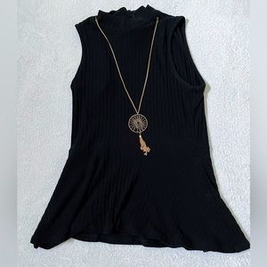 High Colar Black Blouse Added Chain IZ Byer Women’s Medium